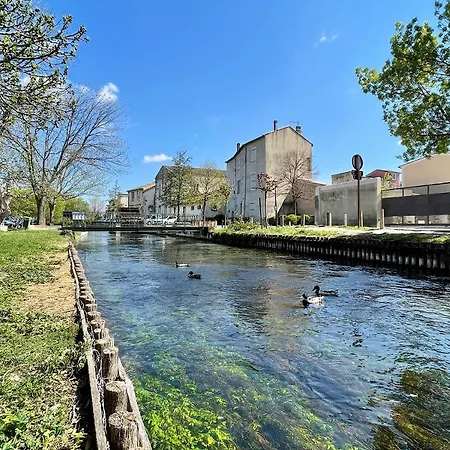 Quai Du Felibre *